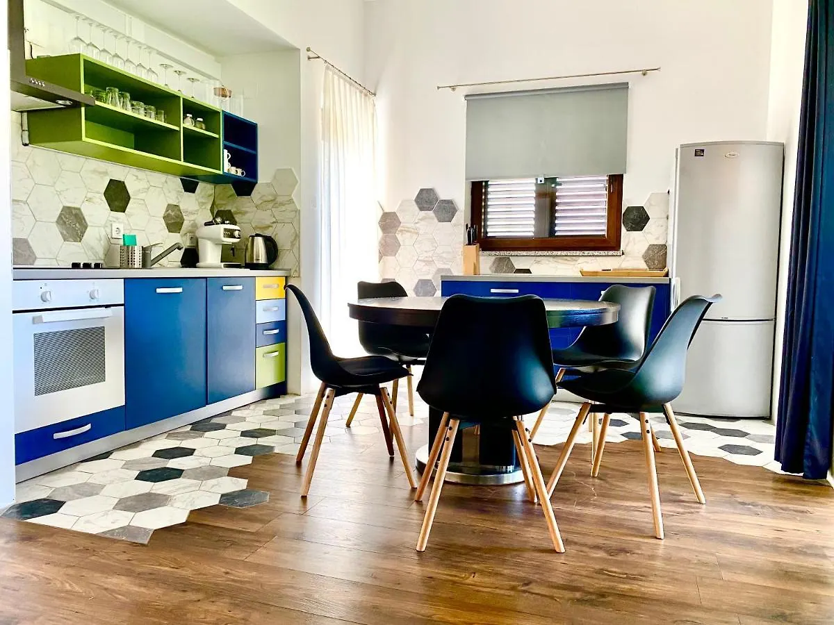 Apartment Olive Groove Malinska