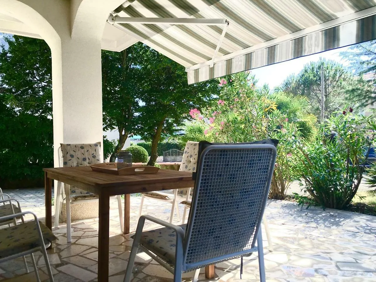 Apartment Olive Groove Malinska